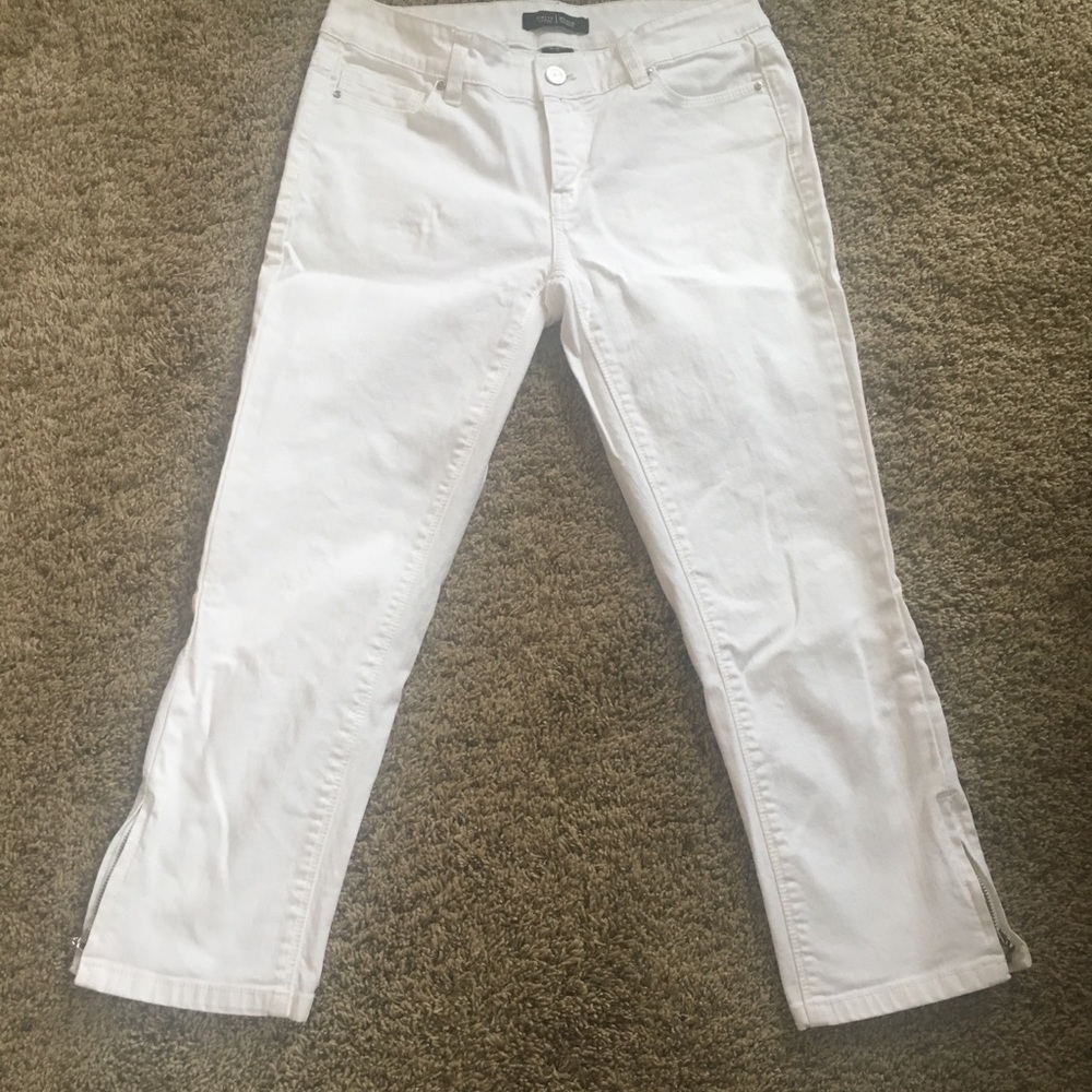 White House black market Capri jeans